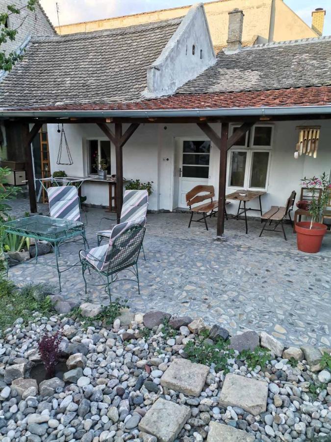 Somborski Salas - Strogi Centar Buitenkant foto