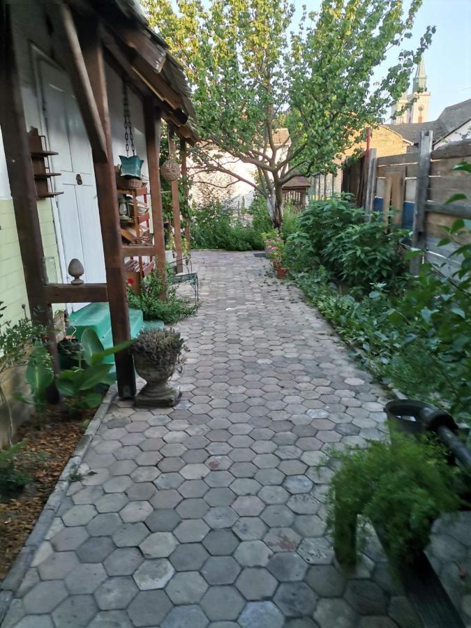 Somborski Salas - Strogi Centar Buitenkant foto