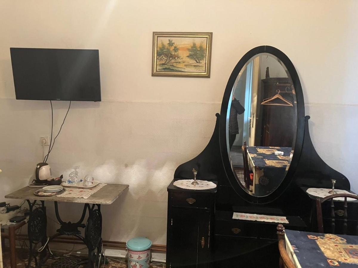 Somborski Salas - Strogi Centar Buitenkant foto