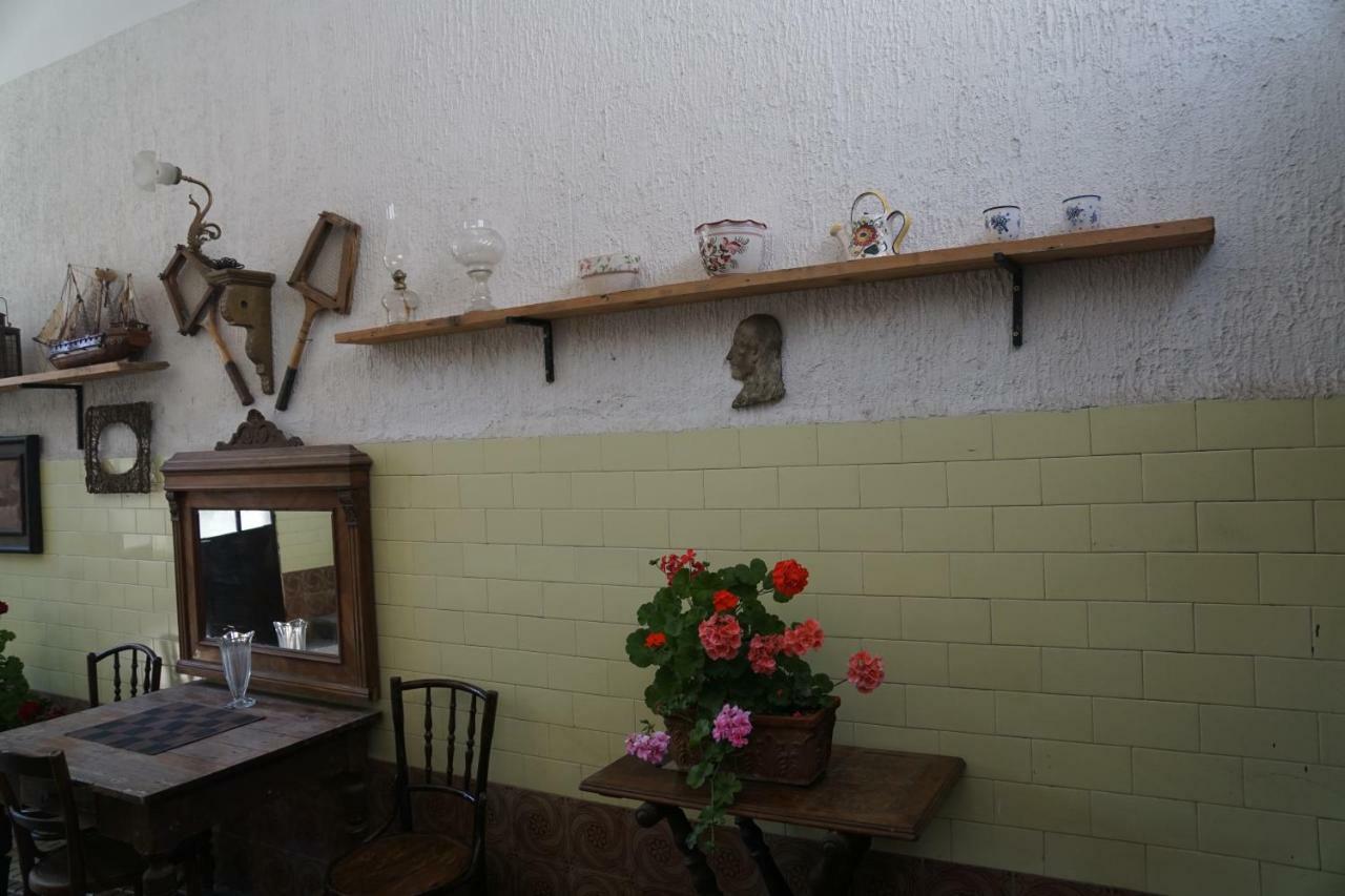 Somborski Salas - Strogi Centar Buitenkant foto